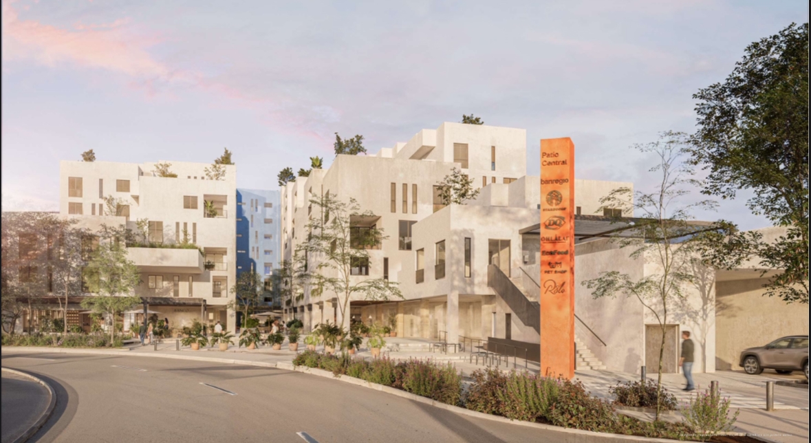 17 locales Patio Central en Ciudad Granja