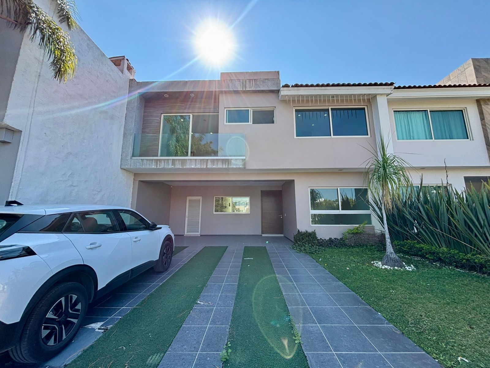 Casa en renta en San Martín del Tajo, a la altura de Costco Sur