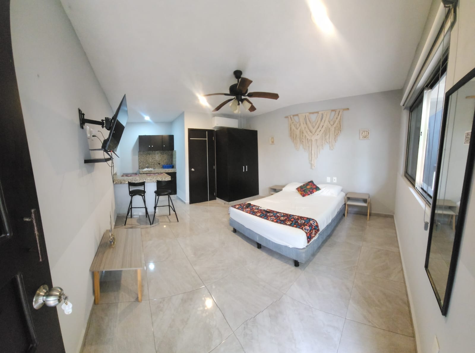 Renta Departamento Av 30 con Calle 6 Centro Playa Del Carmen