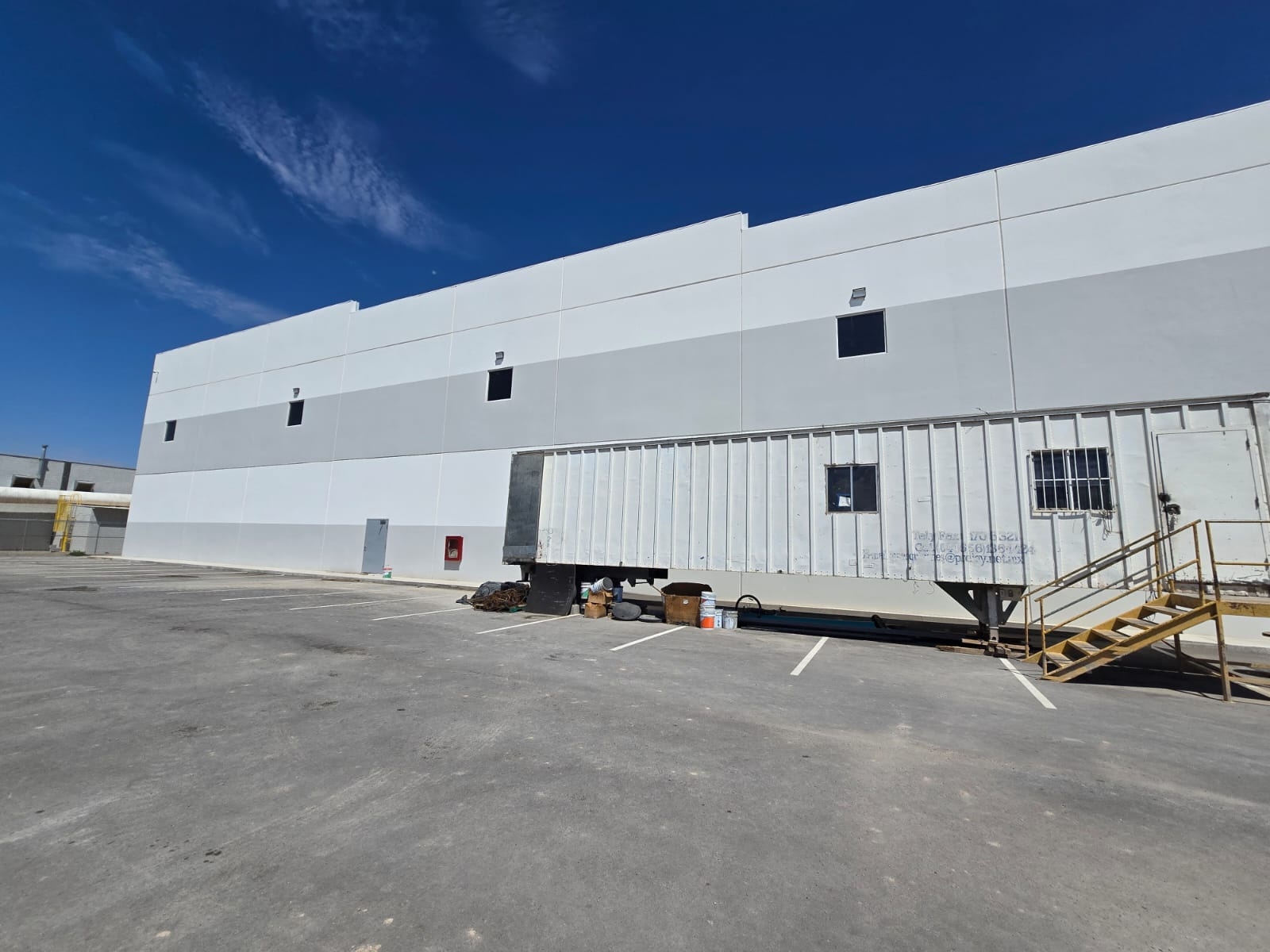 SE RENTA MAGNIFICA NAVE INDUSTRIAL DE 15000 M2, EN UBICACION PRIVILEGIADA YA LISTA CON SERVICIOS