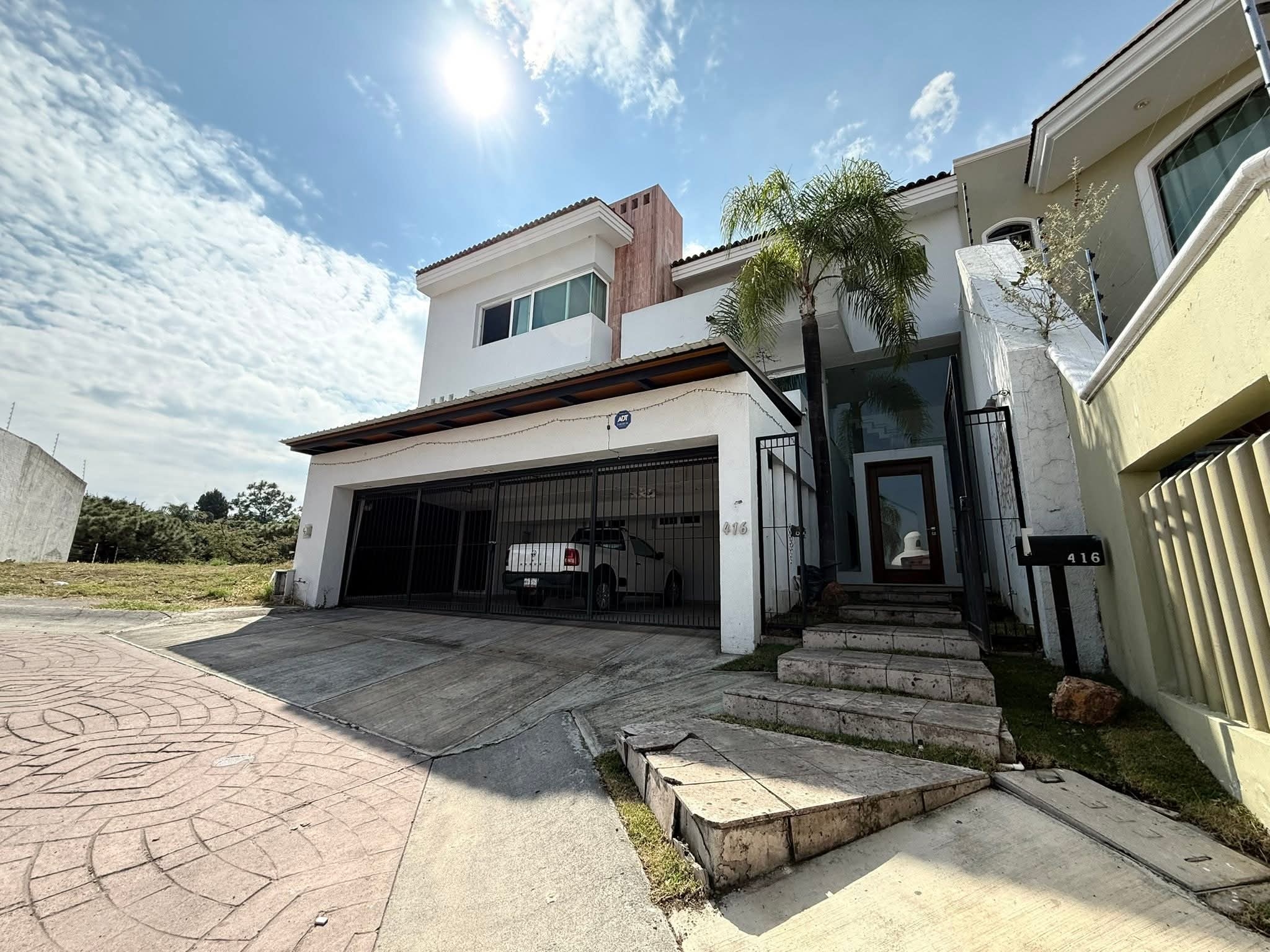 Residencia en Bugambilias