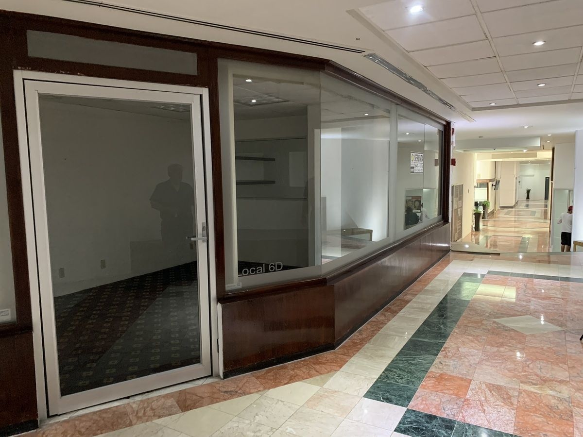 Local renta, dentro del Hotel Presidente Intercontinental, Ciudad del Sol, Zapopan