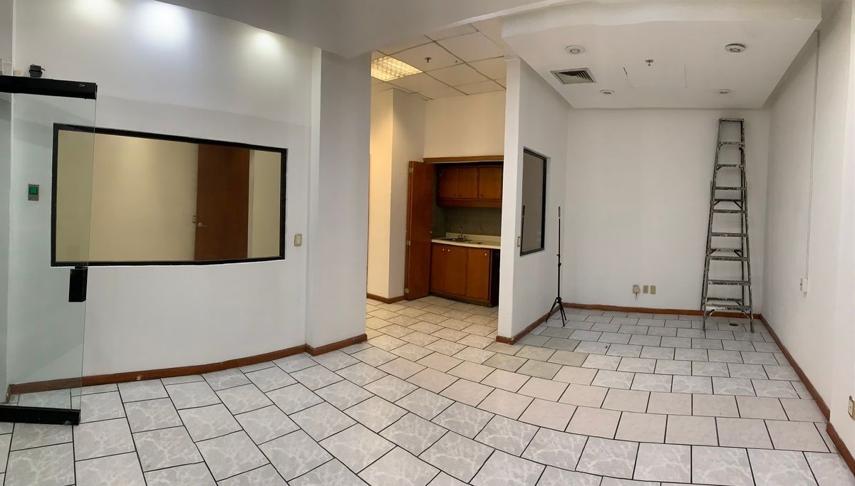 Local renta, dentro del Hotel Presidente intercontinental, Zapopan