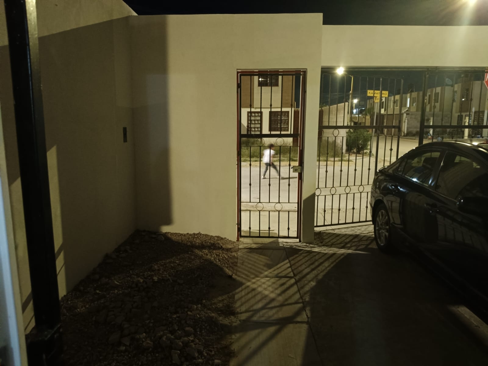 CASA EN RENTA - PASEOS DEL SUR