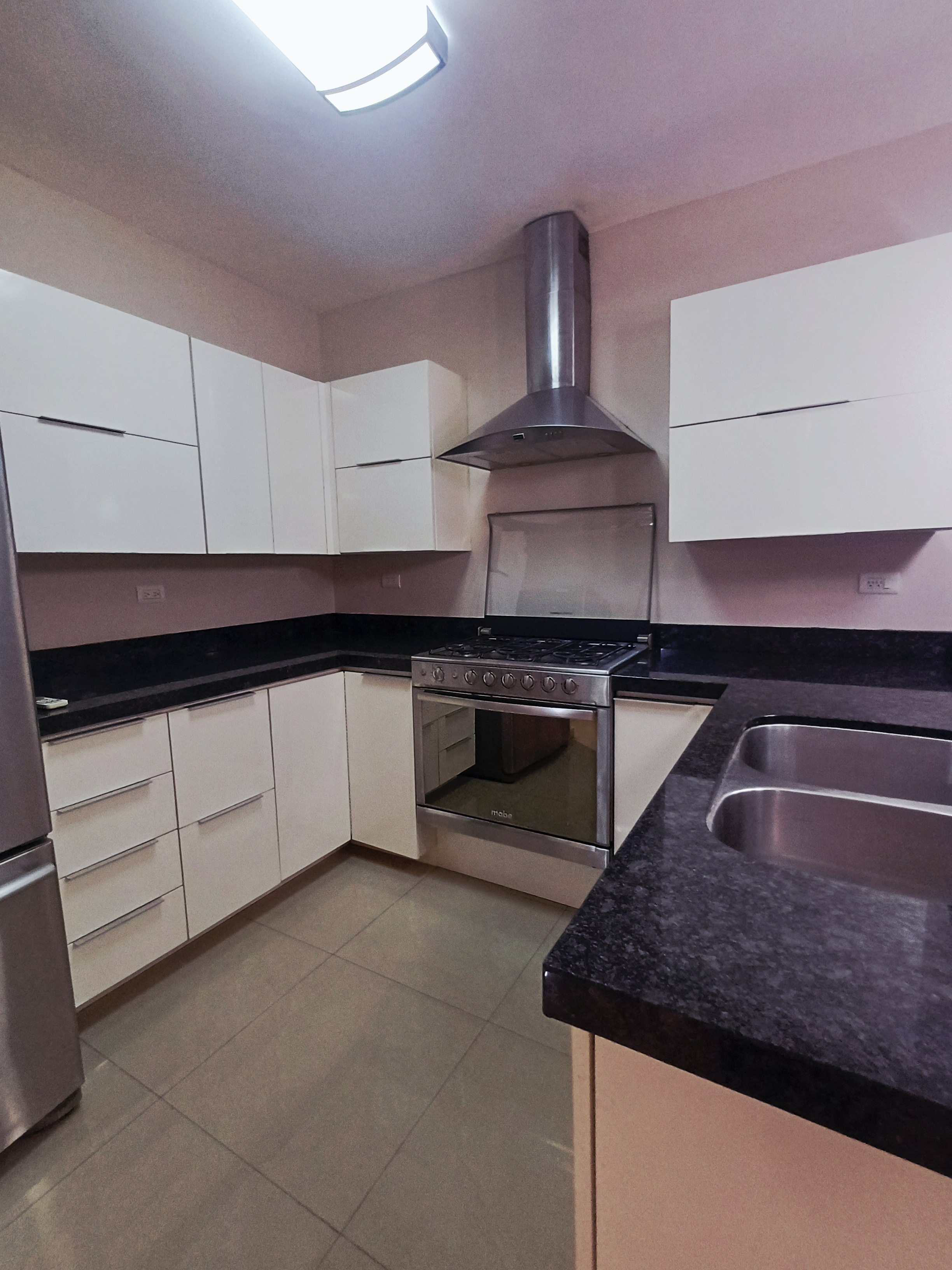 CASA EN RENTA EN ESCOBEDO, N. L.: LOS RINCONES SECTOR VALLE