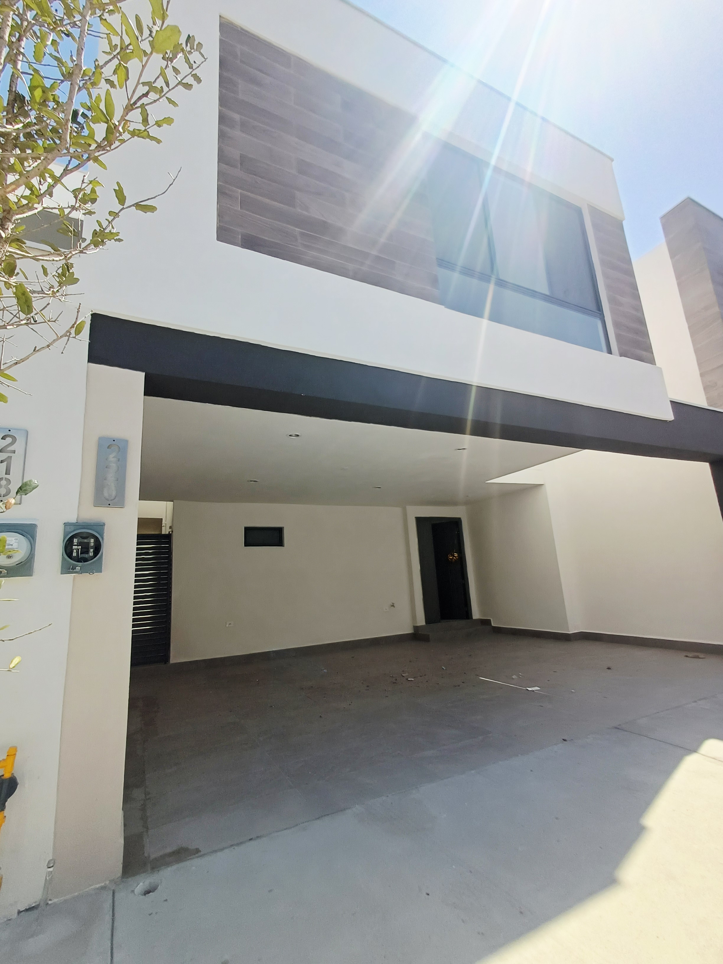 CASA EN RENTA AMUEBLADA PRIVADA ALBERTA- ESCOBEDO, NUEVO LEON