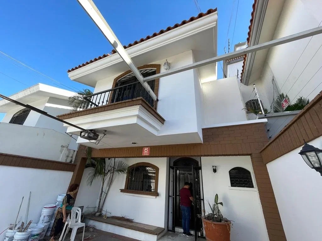 Casa en renta en col. Chapultepec cerca Hospital Civil, Chapultepec, Culiacán, Sinaloa