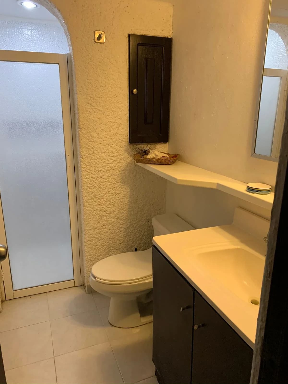 https://yo-rento.s3.us-east-2.amazonaws.com/properties/144080/1777705603989-91fa9dbe.webp