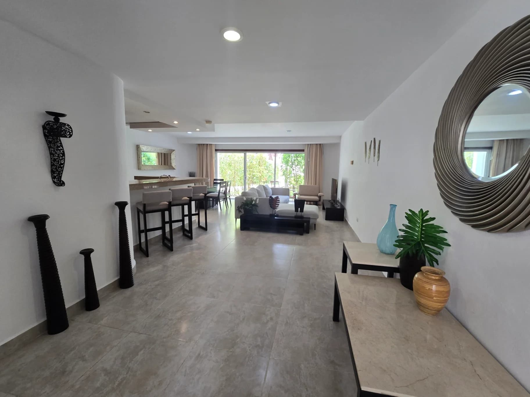 https://yo-rento.s3.us-east-2.amazonaws.com/properties/144082/1777854924679-0ed4b611.webp