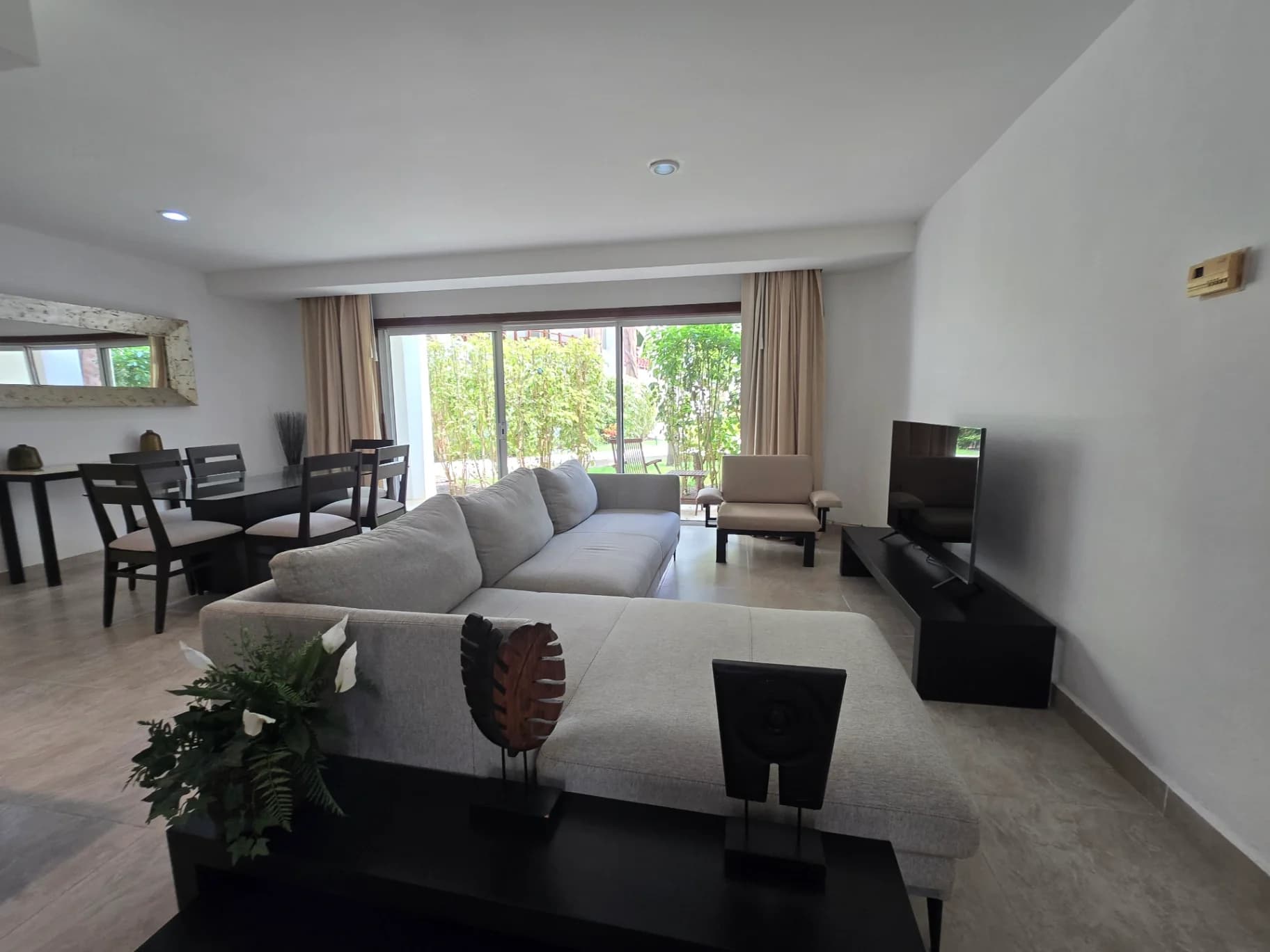 https://yo-rento.s3.us-east-2.amazonaws.com/properties/144082/1777854927639-6b009ad6.webp