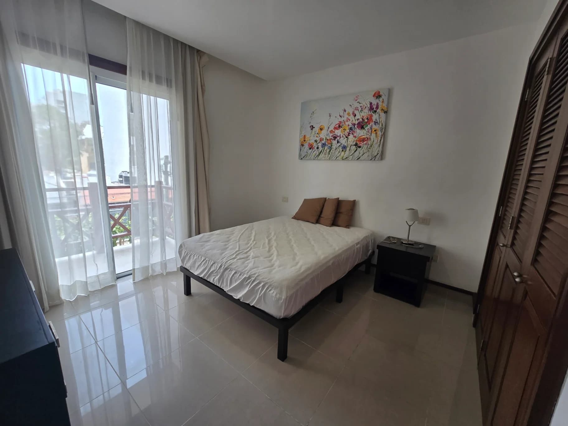https://yo-rento.s3.us-east-2.amazonaws.com/properties/144083/1777855259558-e556bee4.webp