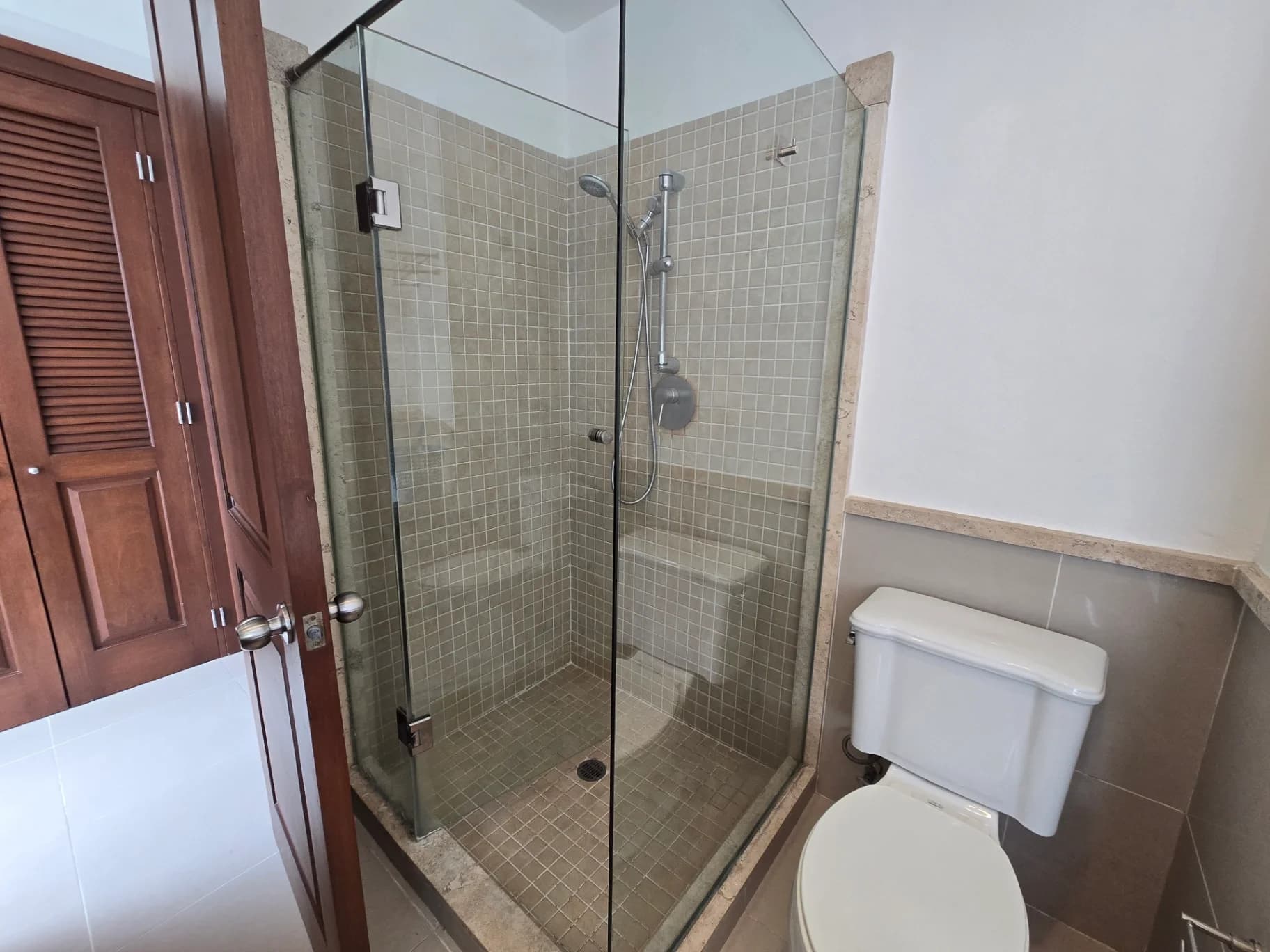 https://yo-rento.s3.us-east-2.amazonaws.com/properties/144083/1777855264518-928eafbe.webp