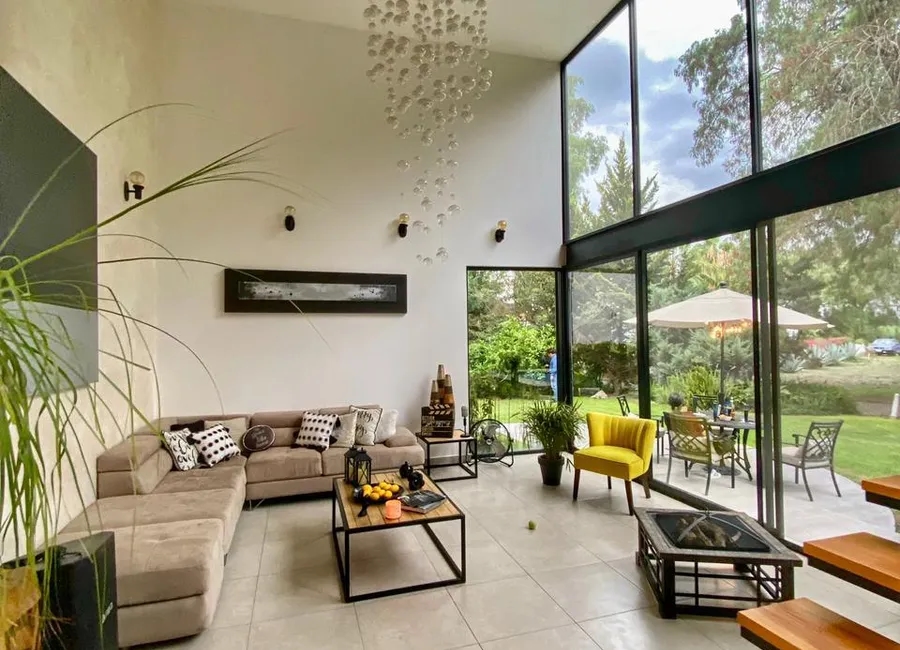 CASA EN RENTA CON ALBERCA EN BALVANERA GOLF POLO COUNTRY CLUB