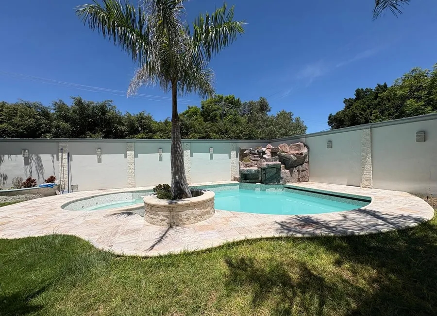 CASA EN RENTA EN COLINAS DEL BOSQUE QUERÉTARO