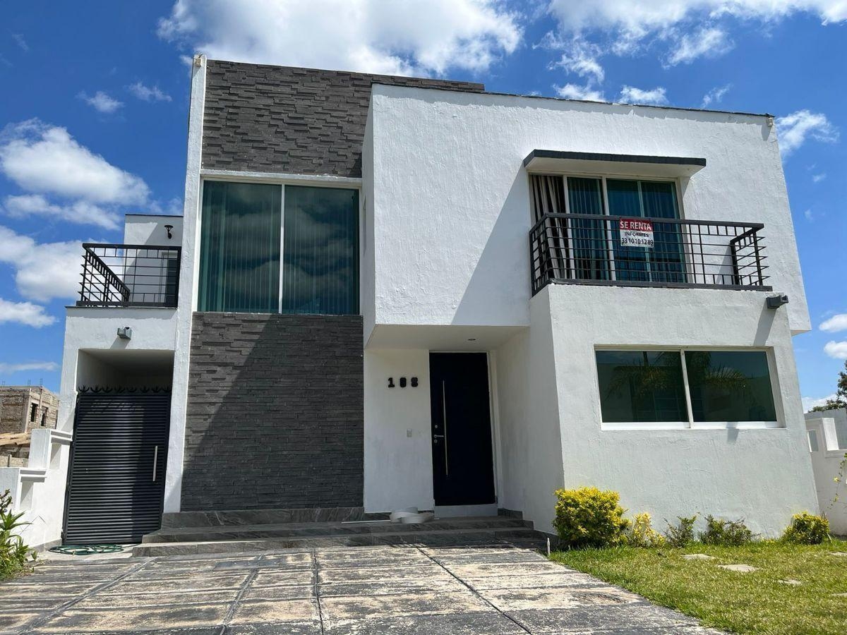 Casa en Renta en Colinas de Santa Anita, Tlajomulco, Jalisco