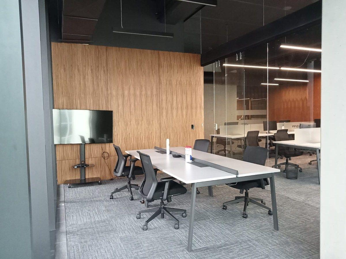 Oficina en Renta en Puerta de Hierro, Zapopan, Jalisco