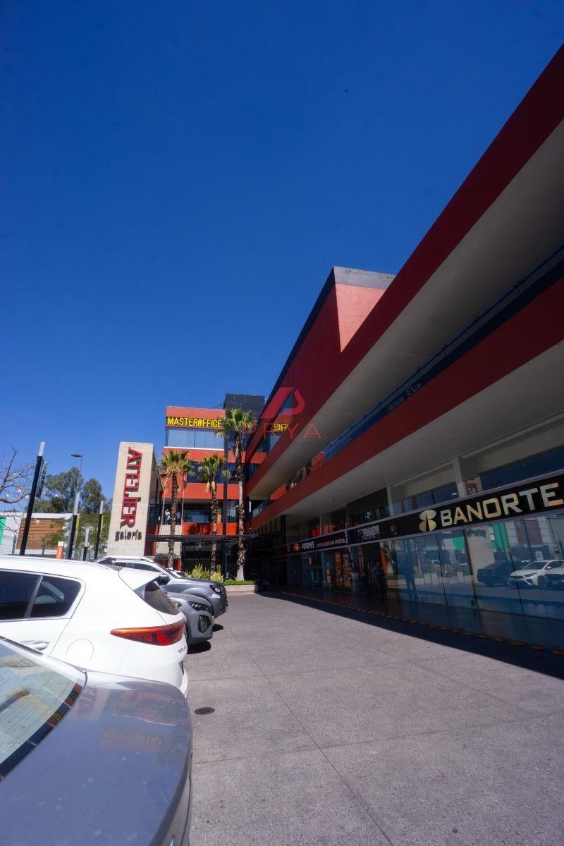 Local Comercial en Renta en Plaza Athelier, Manuel Acuña, Monraz Guadalajara.